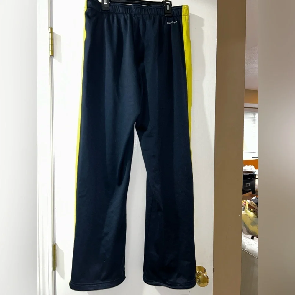 Vintage Nike therma fit men’s drawstring sweatpants size M